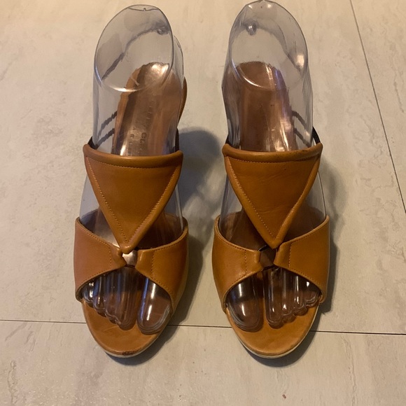 Robert Clergerie Women's Taupe Leather Slip On Heeled Sandals Size 6.5 - Picture 1 of 15